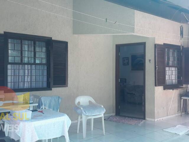 Casa para Venda em Guaratuba - 2