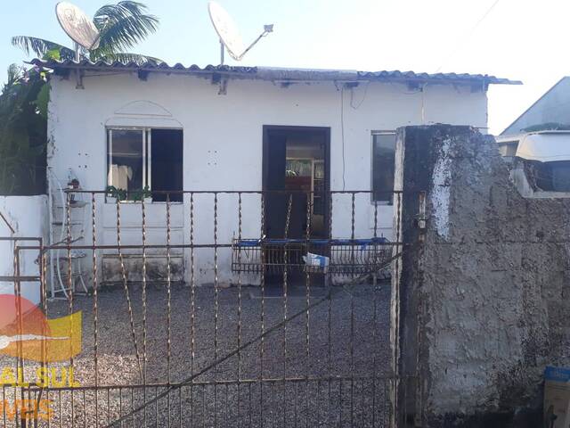 Sobrado para Venda em Guaratuba - 4