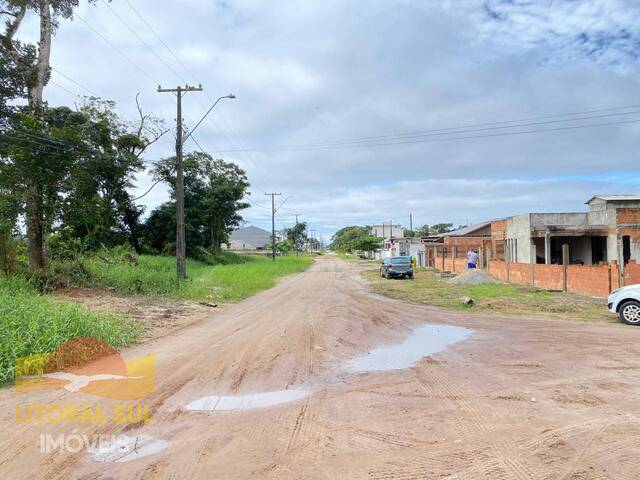 Terreno para Venda em Guaratuba - 4