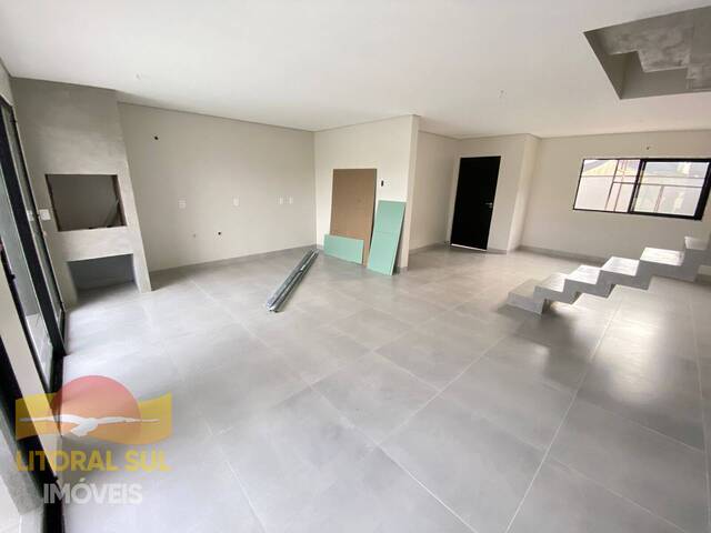 #1096S - Sobrado para Venda em Guaratuba - PR