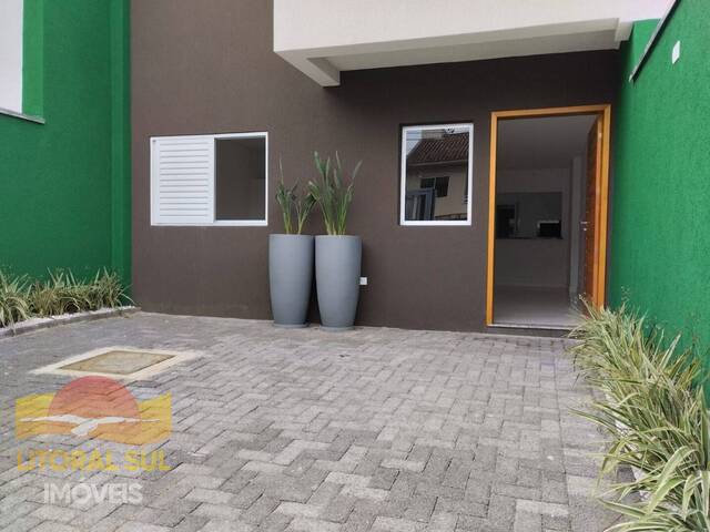 Sobrado para Venda em Guaratuba - 4