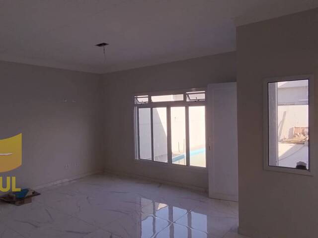 #1352C13G - Casa para Venda em Guaratuba - PR