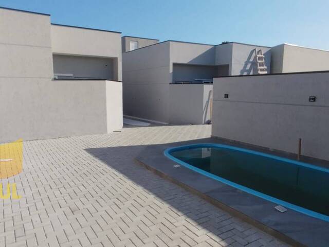 #1353C13G - Casa para Venda em Guaratuba - PR