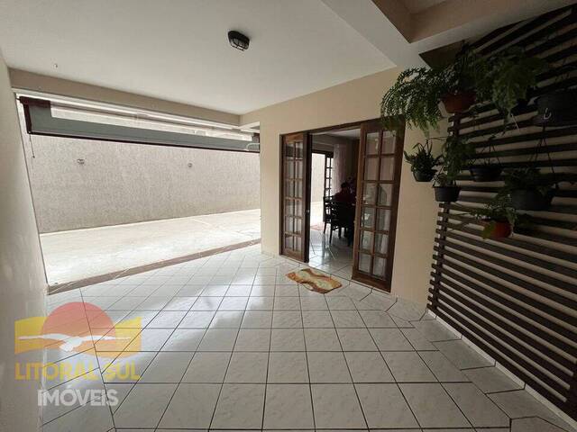 #1064S - Sobrado para Venda em Guaratuba - PR