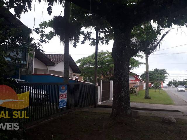 Sobrado para Venda em Guaratuba - 5