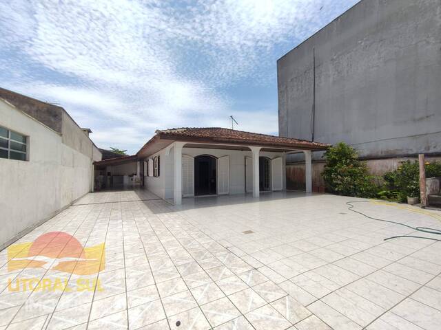 #652 - Casa para Temporada em Guaratuba - PR
