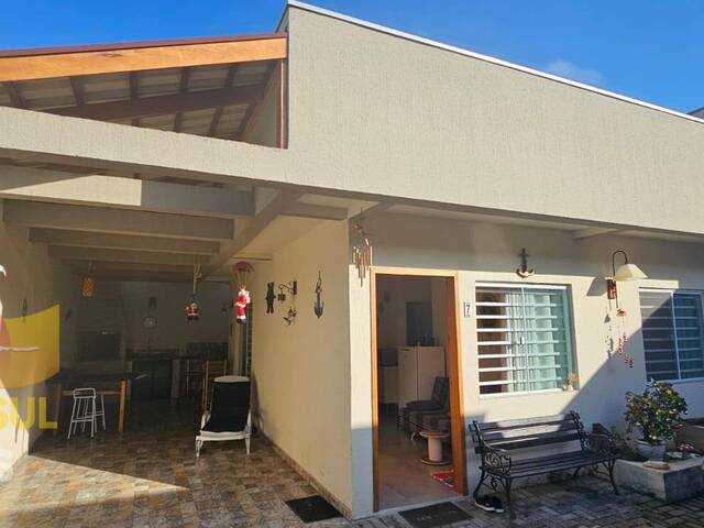 #1712C - Casa para Venda em Guaratuba - PR