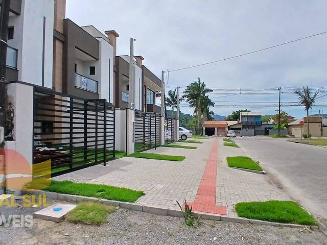 #1130S - Sobrado para Venda em Guaratuba - PR