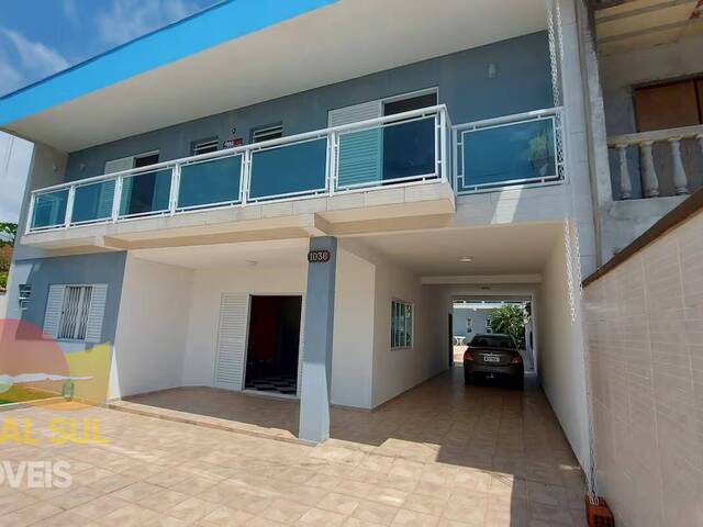 Sobrado para Venda em Guaratuba - 4