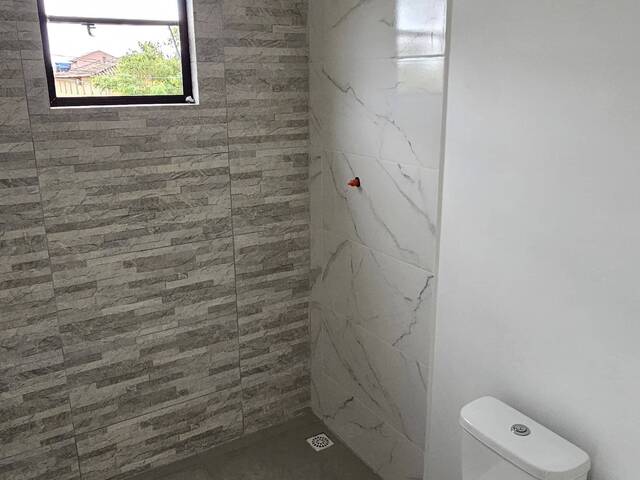 Sobrado para Venda em Guaratuba - 4