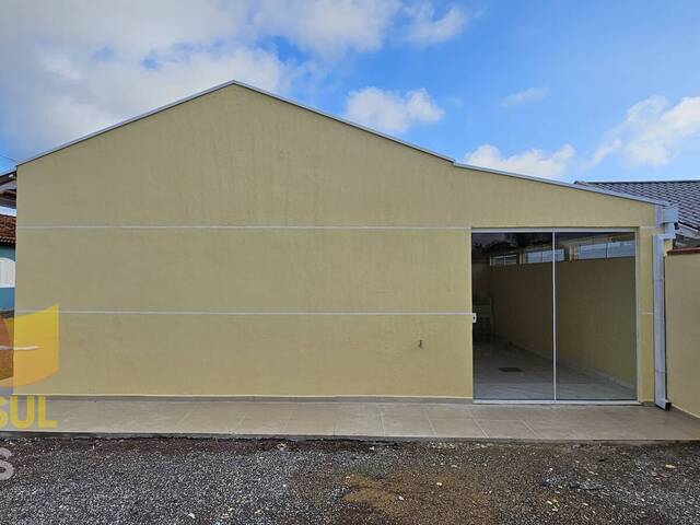 #1717C16D - Casa para Venda em Guaratuba - PR