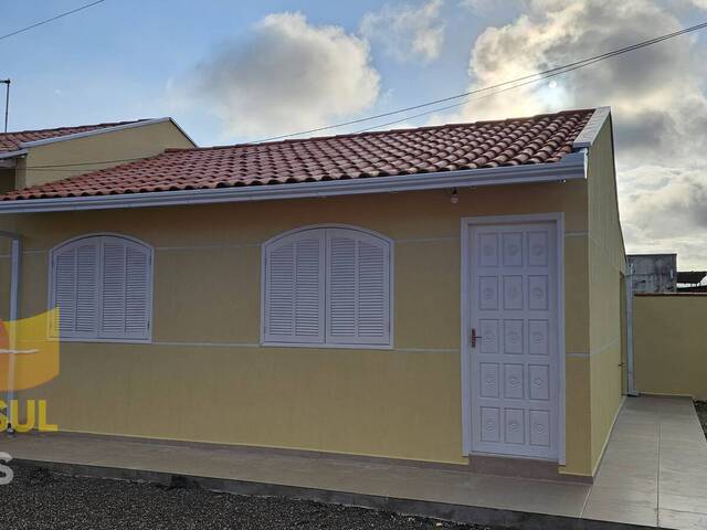 #1717C16D - Casa para Venda em Guaratuba - PR