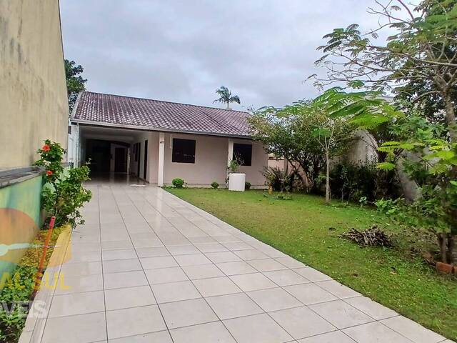 #1780C13D - Casa para Venda em Guaratuba - PR