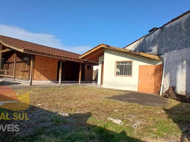 #1793C1E - Casa para Venda em Guaratuba - PR