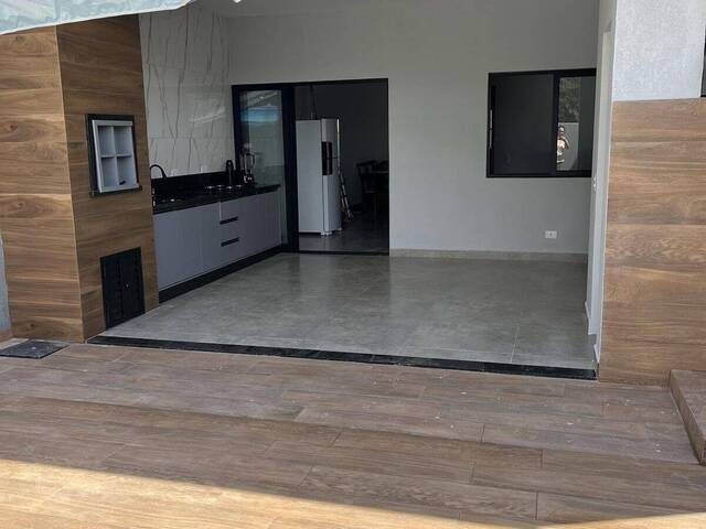 #1210C - Casa para Venda em Guaratuba - PR