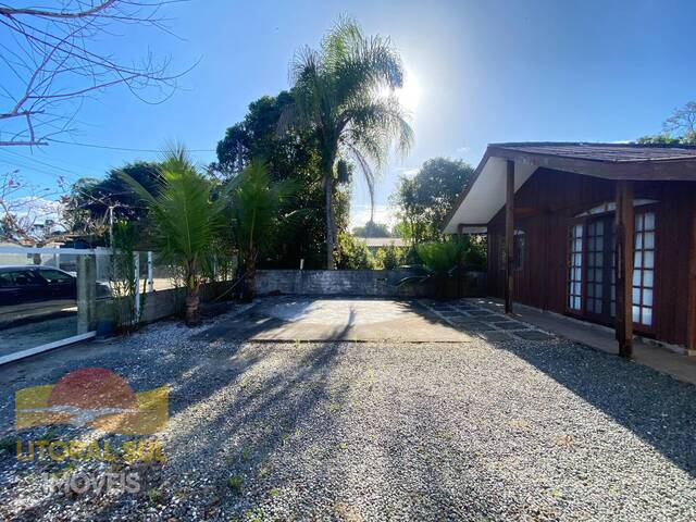 #1801C - Casa para Venda em Guaratuba - PR