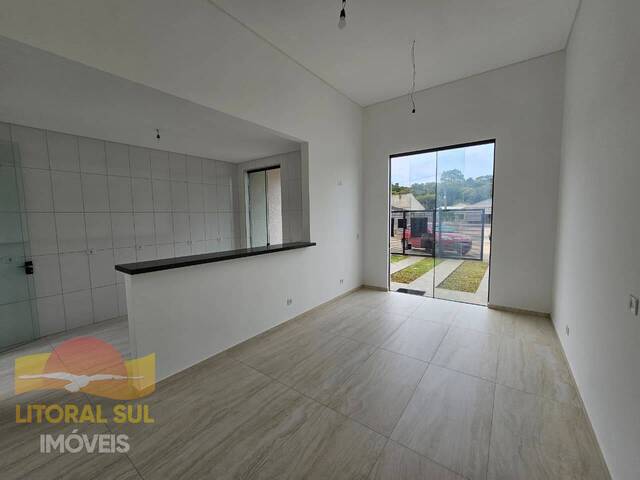Casa para Venda em Guaratuba - 3