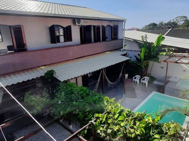 #610 - Sobrado para Temporada em Guaratuba - PR