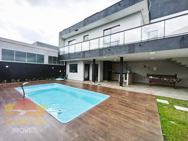 #607 - Sobrado para Temporada em Guaratuba - PR