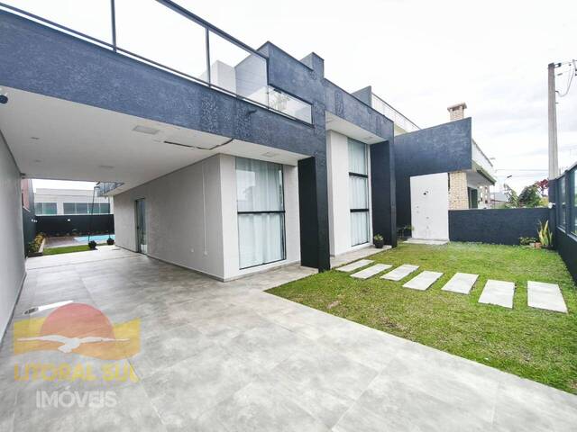 #607 - Sobrado para Temporada em Guaratuba - PR