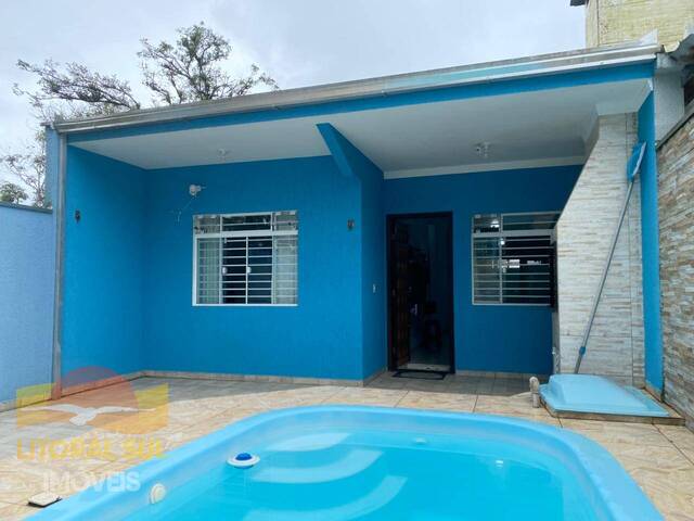 #1834C13C - Casa para Venda em Guaratuba - PR