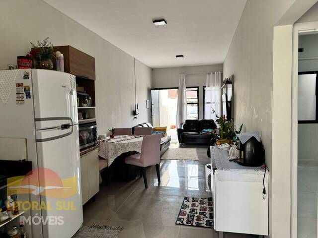 #1815C - Casa para Venda em Guaratuba - PR