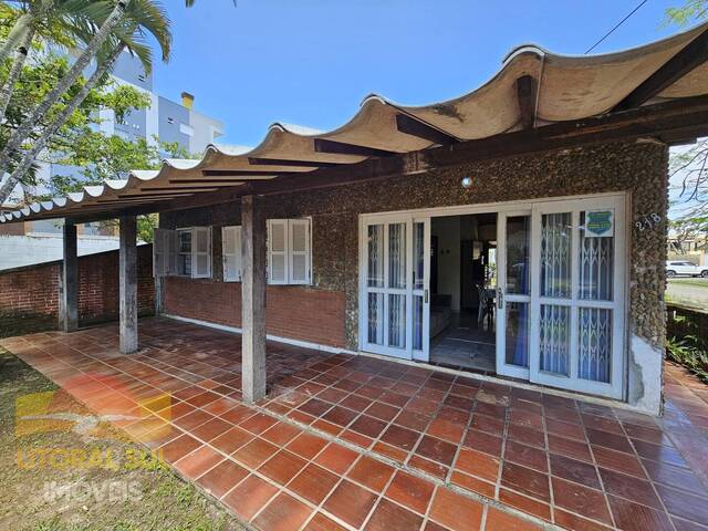 #639 - Casa para Temporada em Guaratuba - PR