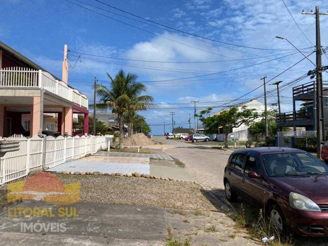 #665 - Sobrado para Temporada em Guaratuba - PR