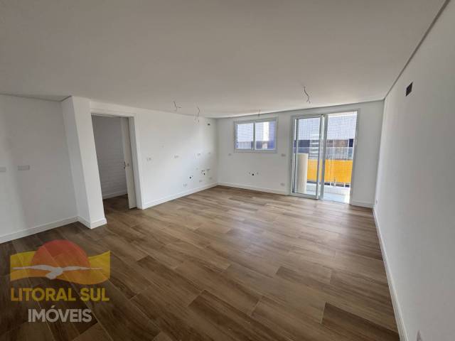 Apartamento para Venda em Guaratuba - 5