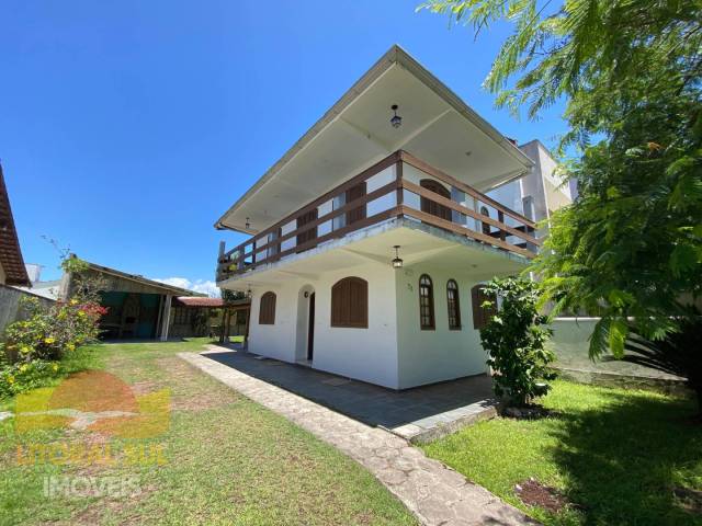 #644 - Sobrado para Temporada em Guaratuba - PR