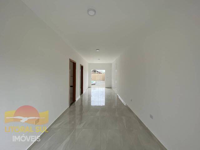 #132 - Casa para Locação em Guaratuba - PR