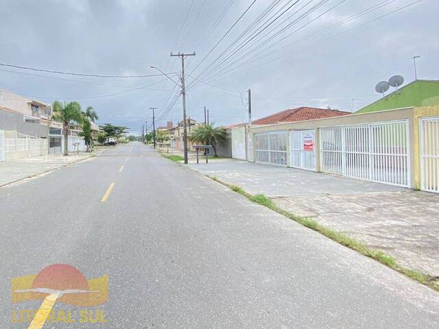 Sobrado para Venda em Guaratuba - 5