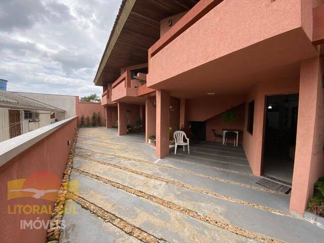 #1713S - Sobrado para Venda em Guaratuba - PR