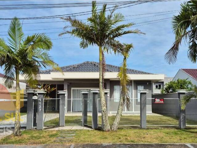 Venda em Balneário Brejatuba - Guaratuba