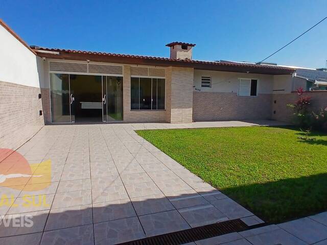 #1876C3C - Casa para Venda em Guaratuba - PR