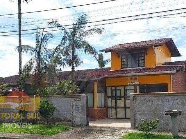 #1877C - Casa para Venda em Guaratuba - PR
