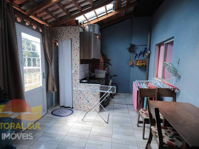 Casa para Venda em Curitiba - 5