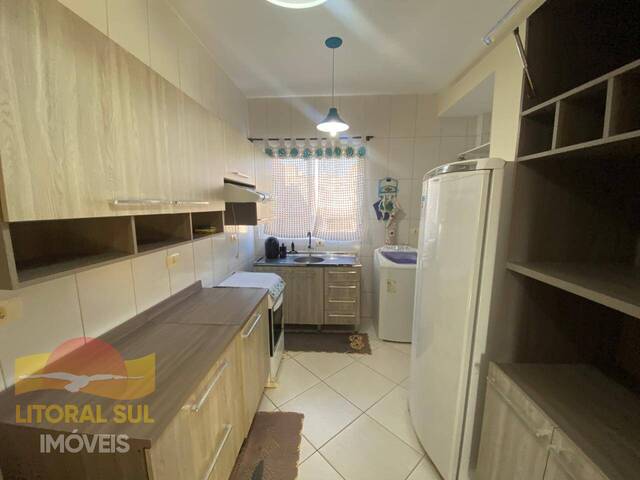 Apartamento para Venda em Guaratuba - 4