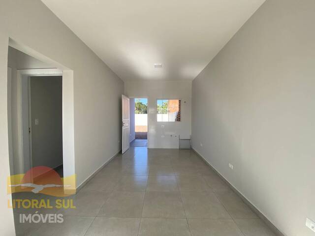 Casa para Venda em Guaratuba - 3