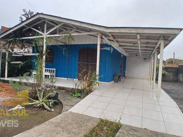 #1898C7C - Casa para Venda em Guaratuba - PR