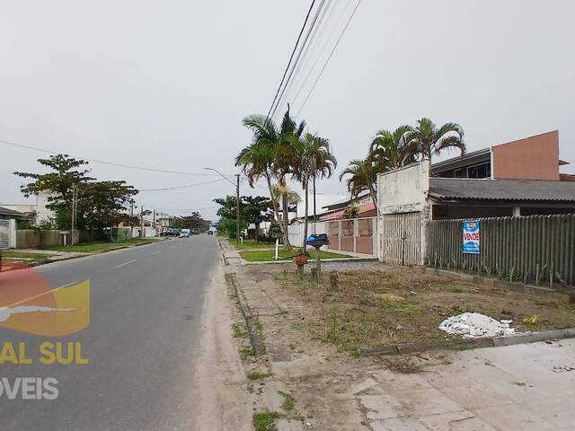 #1901C 8C - Casa para Venda em Guaratuba - PR