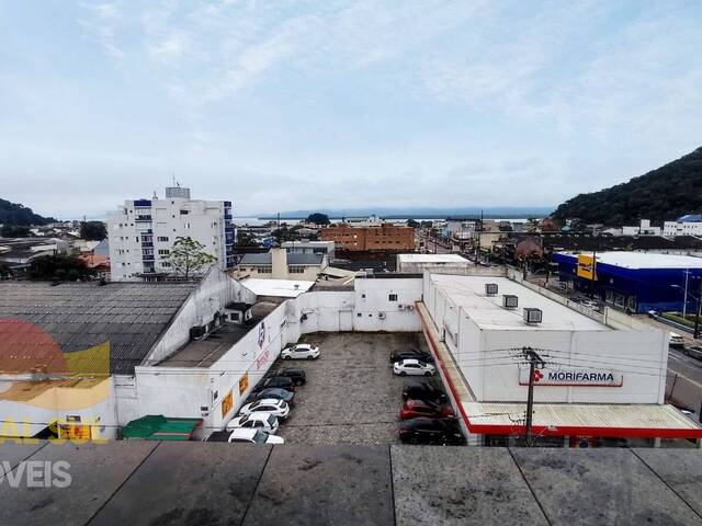 Apartamento para Venda em Guaratuba - 5