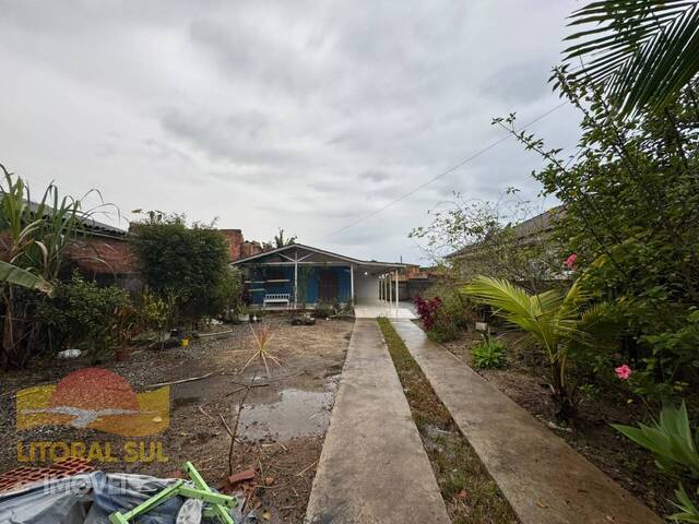 #1898C7C - Casa para Venda em Guaratuba - PR