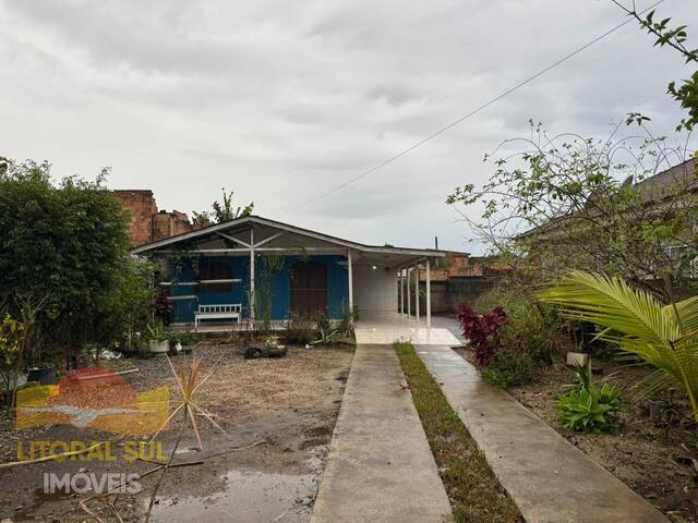 #1898C7C - Casa para Venda em Guaratuba - PR
