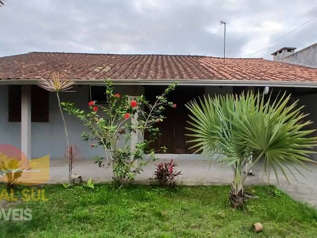 #1894C1G - Casa para Venda em Guaratuba - PR