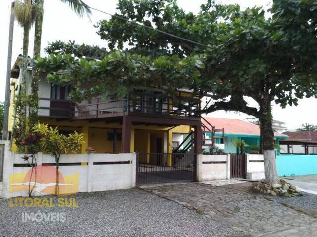 #1001S - Sobrado para Venda em Guaratuba - PR