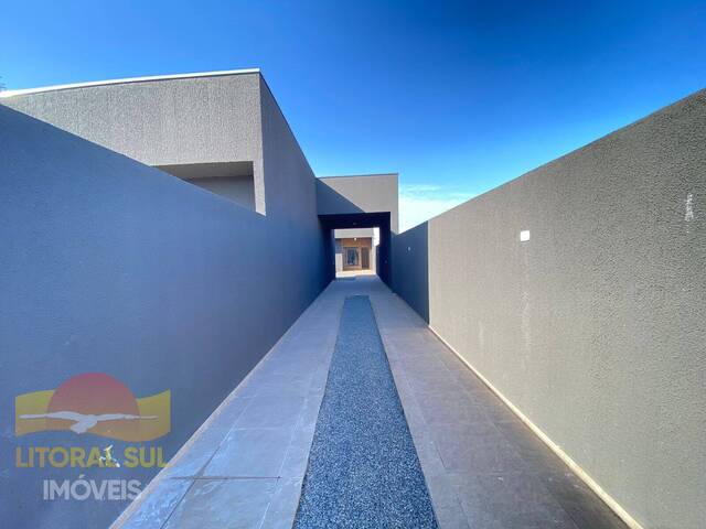 #1401C15C - Casa para Venda em Guaratuba - PR