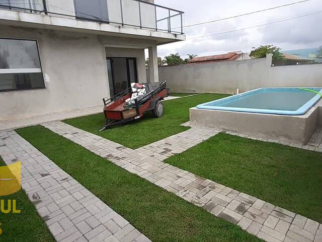 Sobrado para Venda em Guaratuba - 5