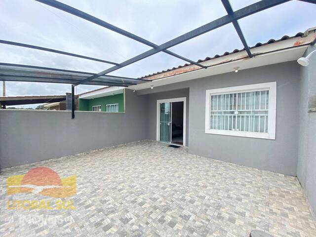 #1739C12F - Casa para Venda em Guaratuba - PR
