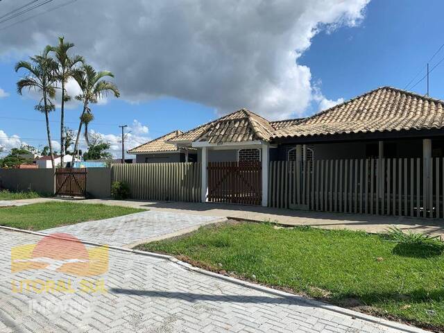 #1786C - Casa para Venda em Guaratuba - PR